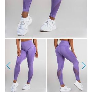 *SOLD* NWT Ryderwear Seamless Leggings
